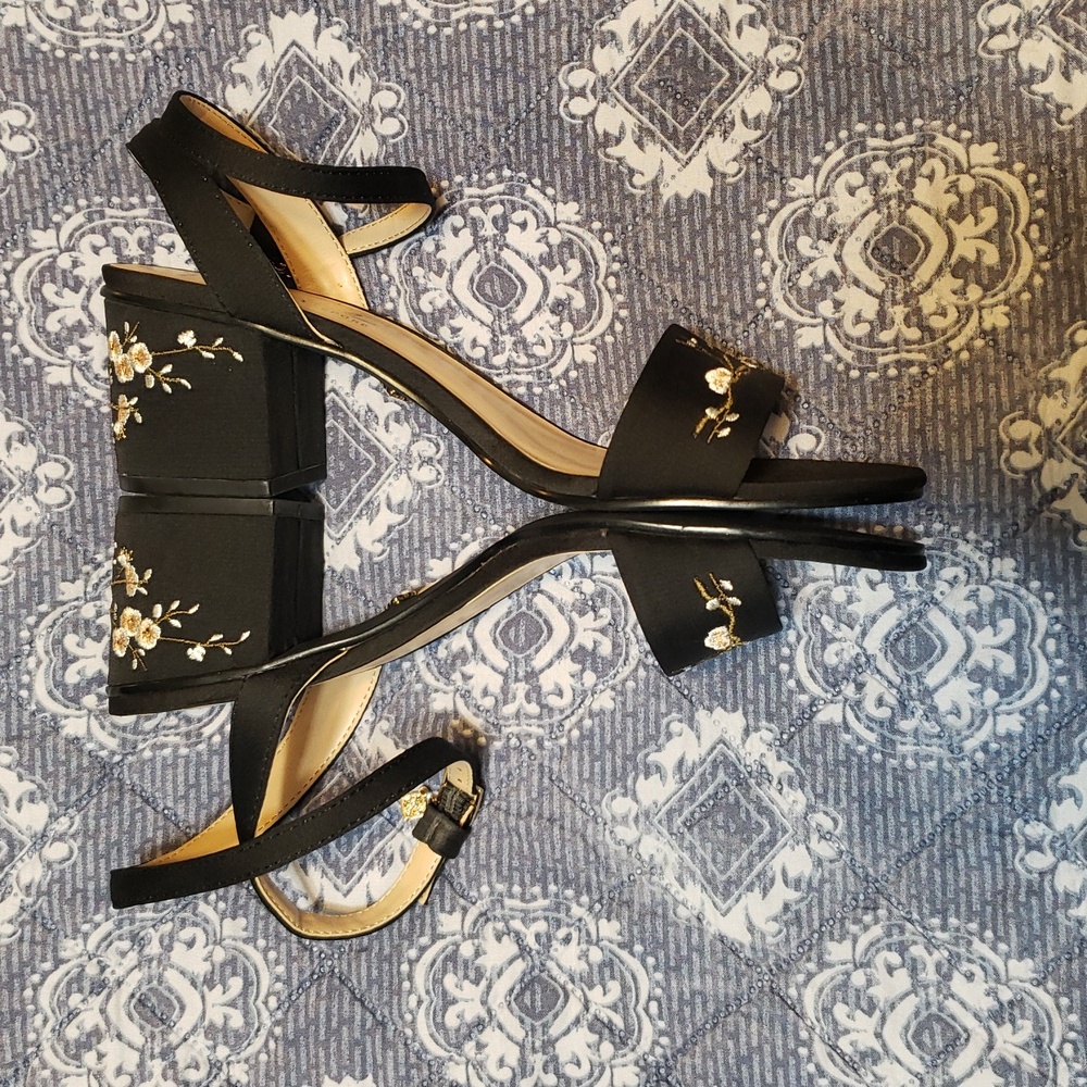 Nanette LEPORE strappy Sandals 8 - Picture 3 of 13